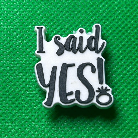 🌼 (5/$10 or 10/$15)NEW “Engagement or Wedding” Croc Charm Collection Bride Groom - Picture 1 of 2